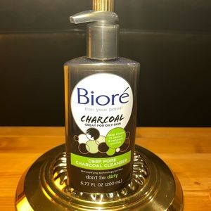 Biore Deep Pore Charcoal Daily Face Wash - 6.77 fl oz